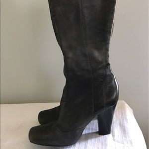 Boots by Gianni Bini