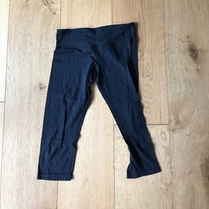 Lululemon under wunder crops