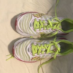 Saucony kinvara size 6.5