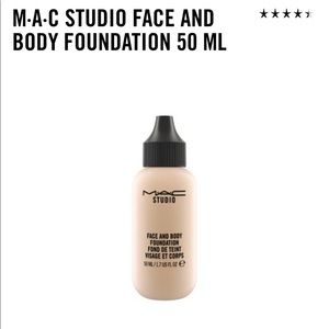 MAC Face and Body Foundation C2