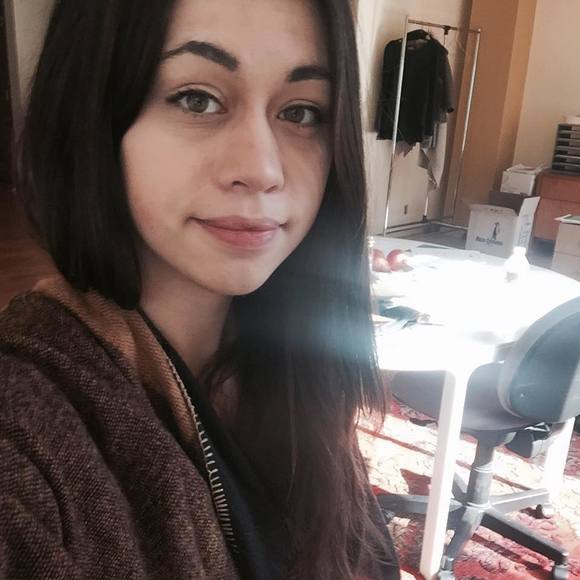 Meet your Posher, Danielle - Picture 1 of 1