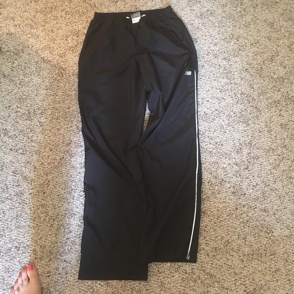 WIND RUNNING PANTS