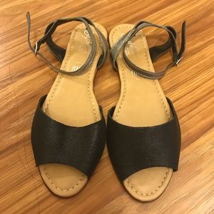 SEYCHELLES Made in Italy Strapped Sandal