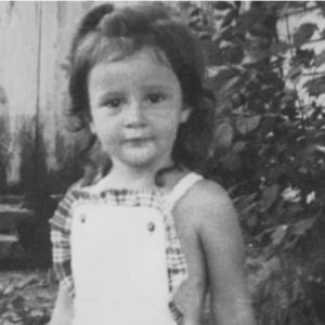 Meet your Posher, Deborah