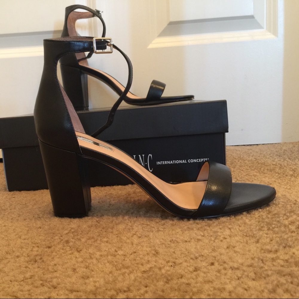 Block Heeled Sandals - Picture 3 of 5