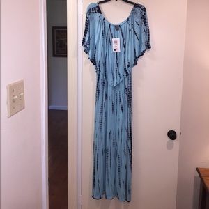1x long dress on/off shoulder style
