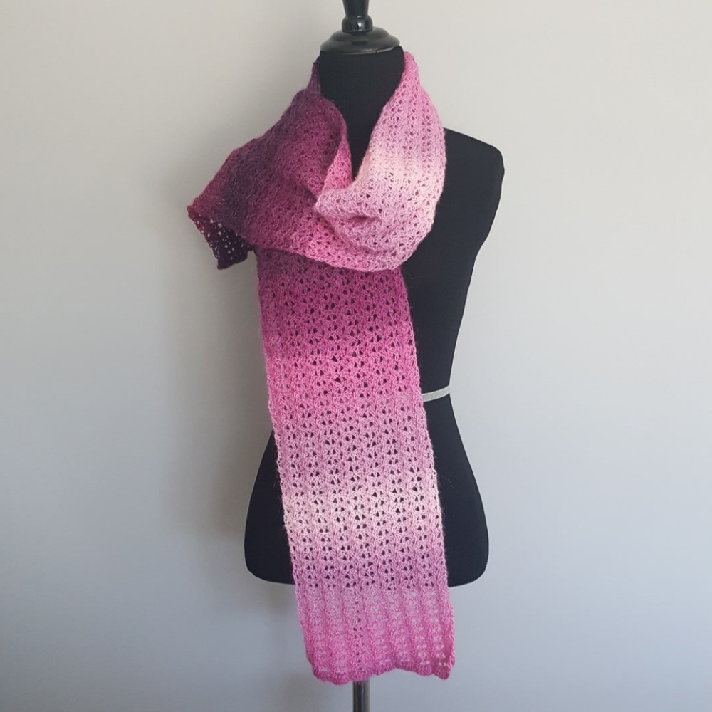 Gradient lacy scarf