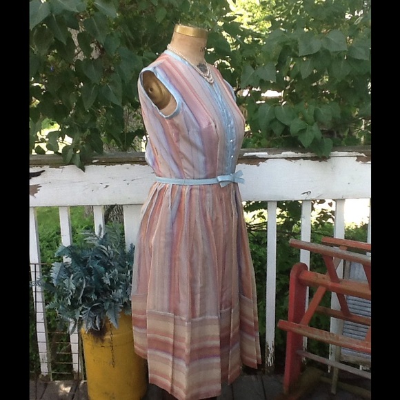 VTG 50s Party Dress...So Pretty!! - Picture 4 of 5