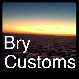 PERSONALIZED CUSTOM VANS