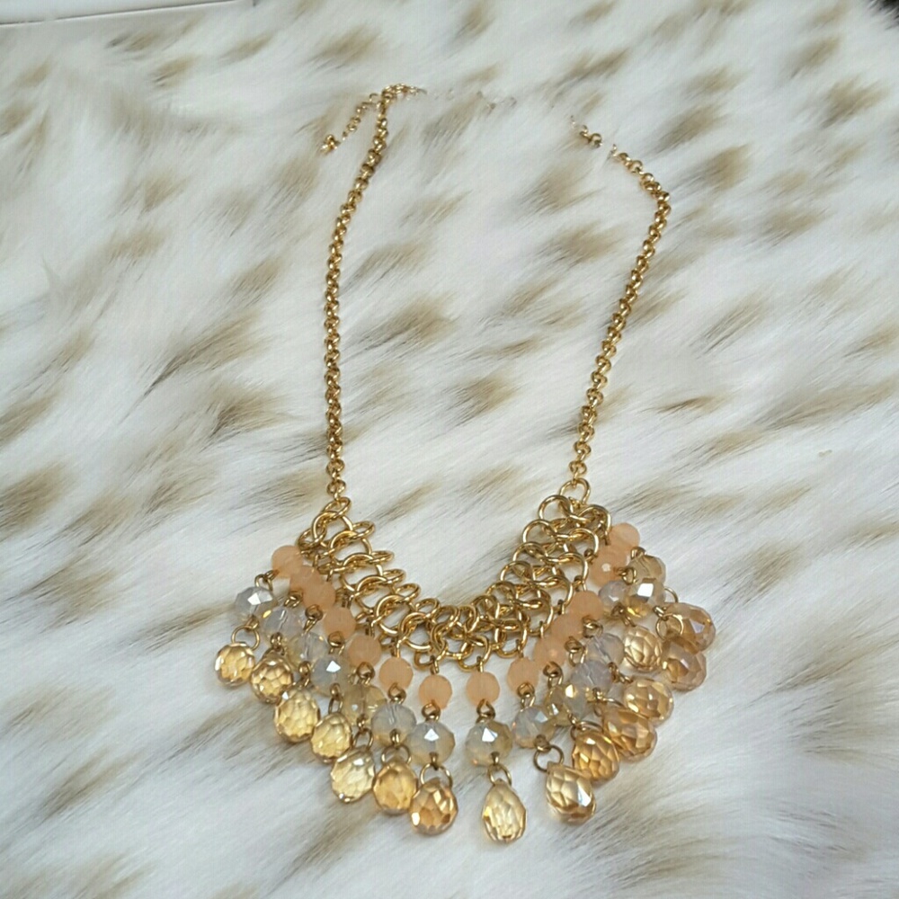 Beautiful beaded necklace - Picture 3 of 3