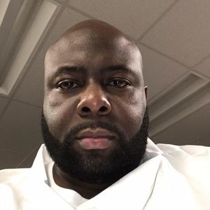 Meet your Posher, Carlos