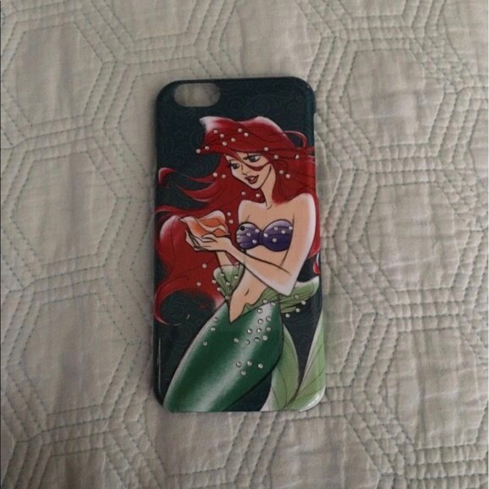 Official Disneyland IPhone 6/6S Case.