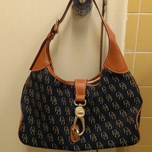 Dooney &Bourke Purse