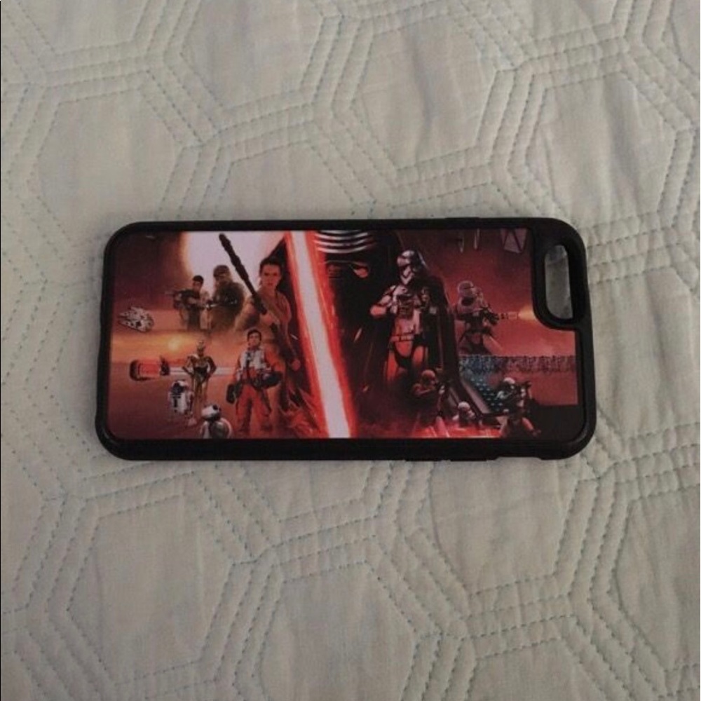 Official Disneyland IPhone 6/6S Case.