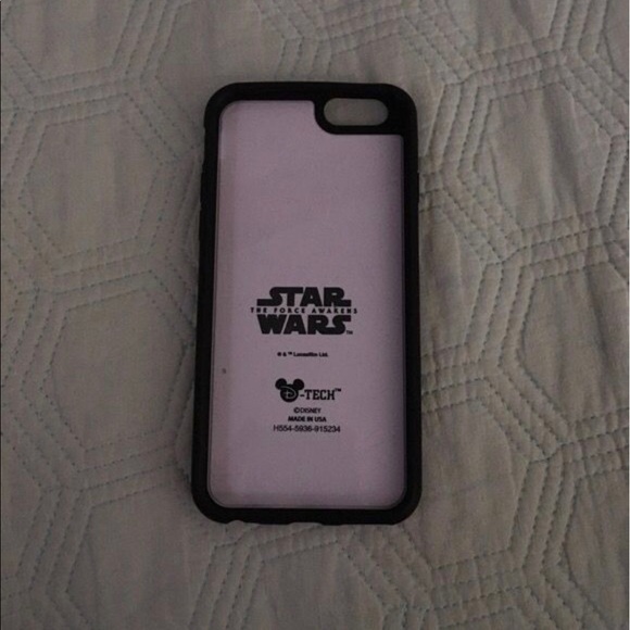 Official Disneyland IPhone 6/6S Case. - Picture 2 of 2