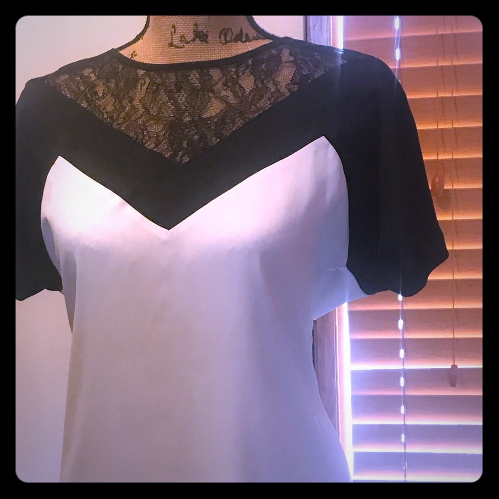 Cream Blouse with Beautiful Lace Collar - NWOT