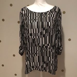 Black/white blouse