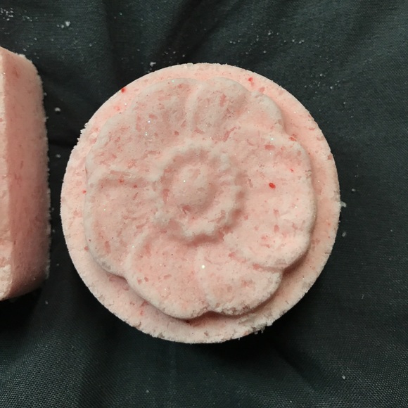 Homemade bath bombs - Picture 3 of 4