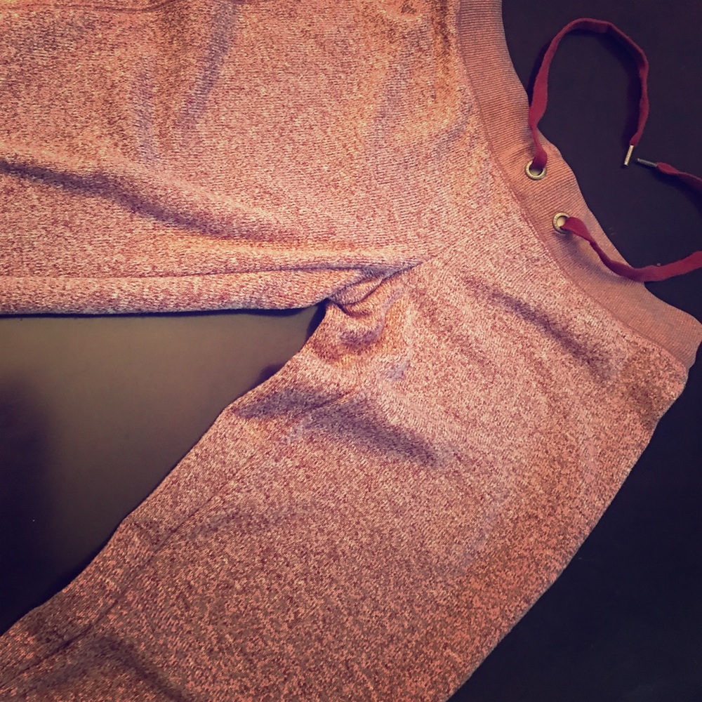 🌺Dull Red 🌺 Sweats