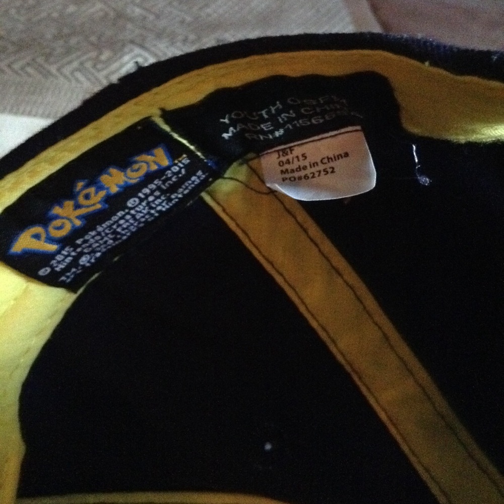 Pikachu snap back - Picture 3 of 3