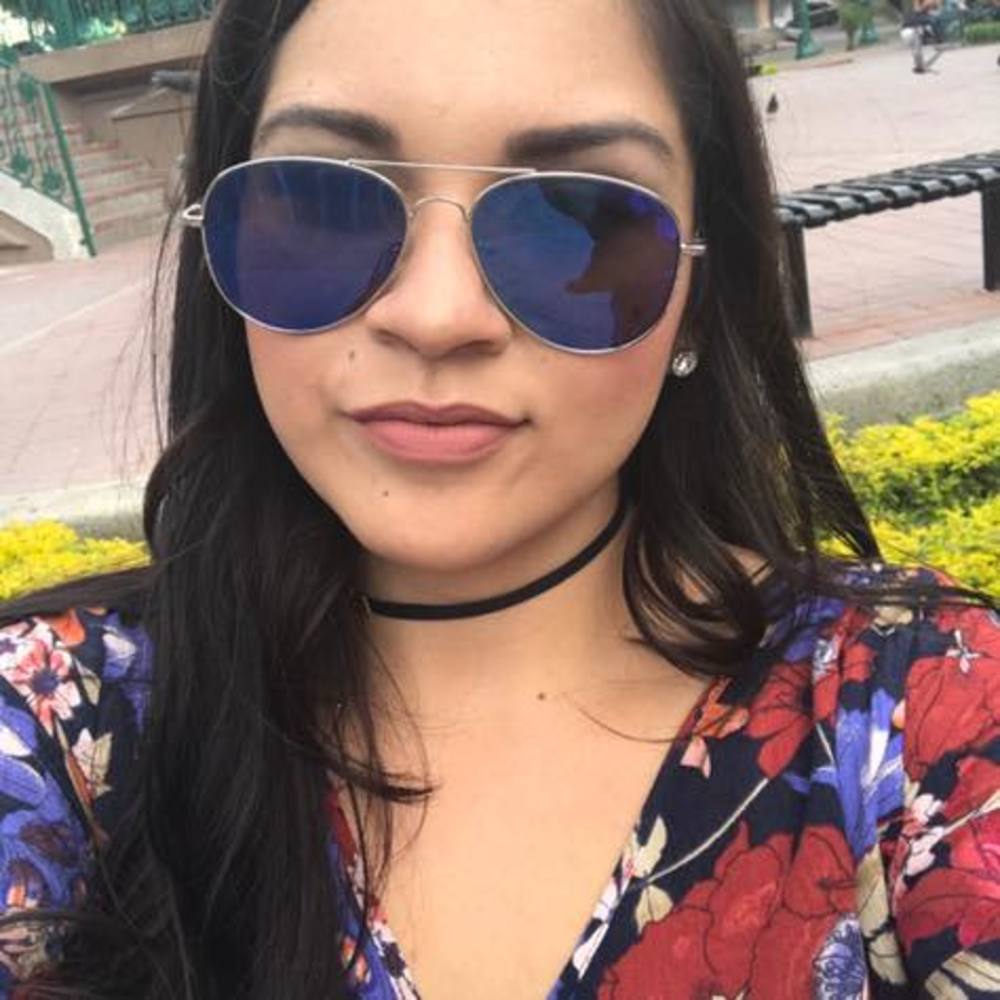 Meet your Posher, Yazmin