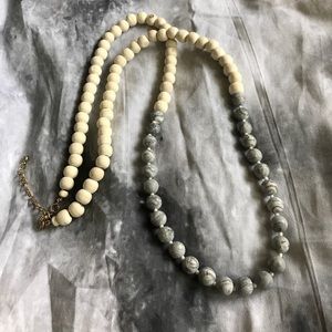 Long wood &a agate necklace