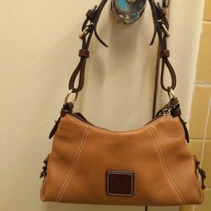 Dooney & Bourke bag