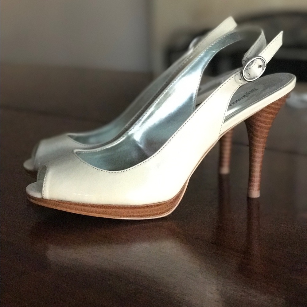 STYLE AND CO HEELS SIZE 8.5