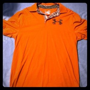 A under  armour loose fit