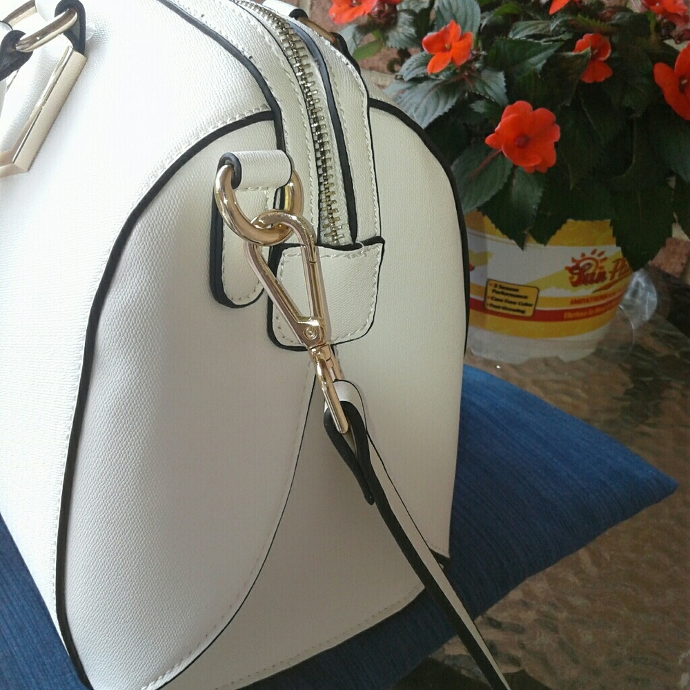 White Satchel Purse - Picture 3 of 5