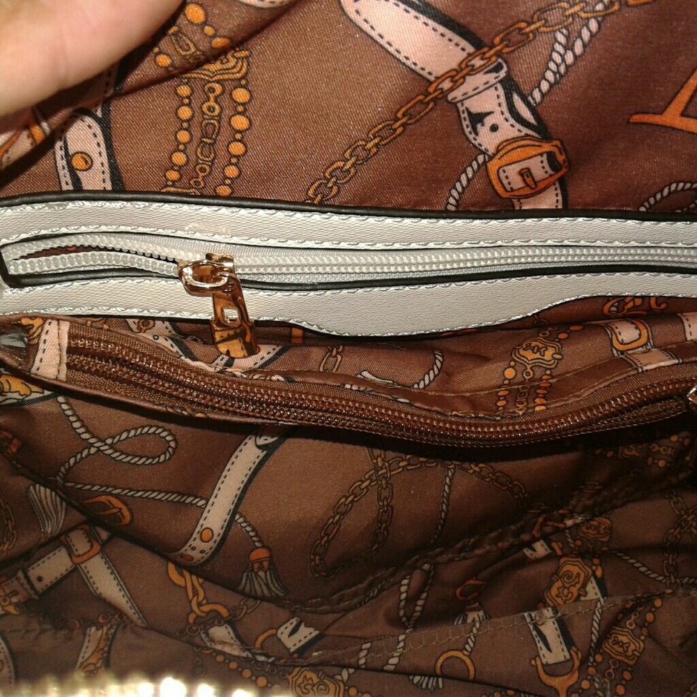 White Satchel Purse - Picture 5 of 5