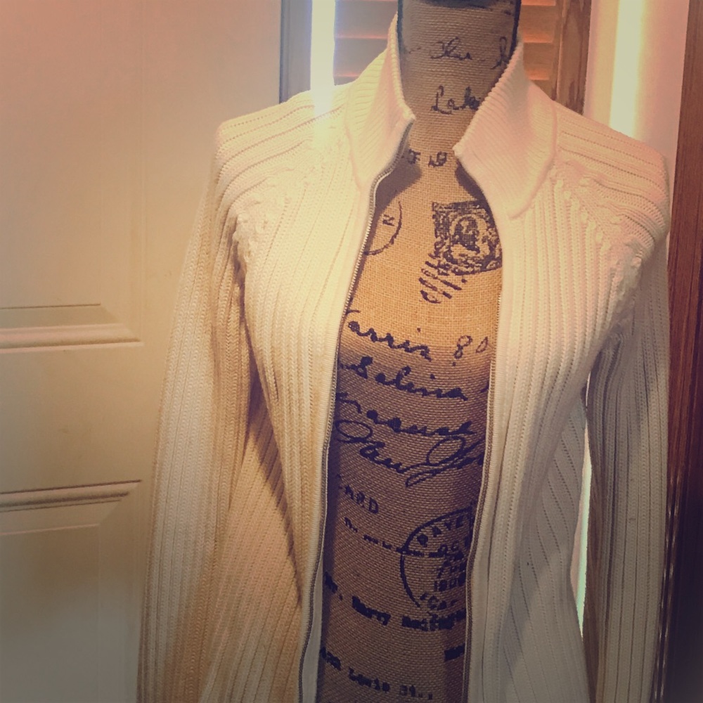 Ladies Buttercream Cardigan - NWOT