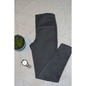 AERIE CHILL PLAY MOVE GRAY LEGGINGS