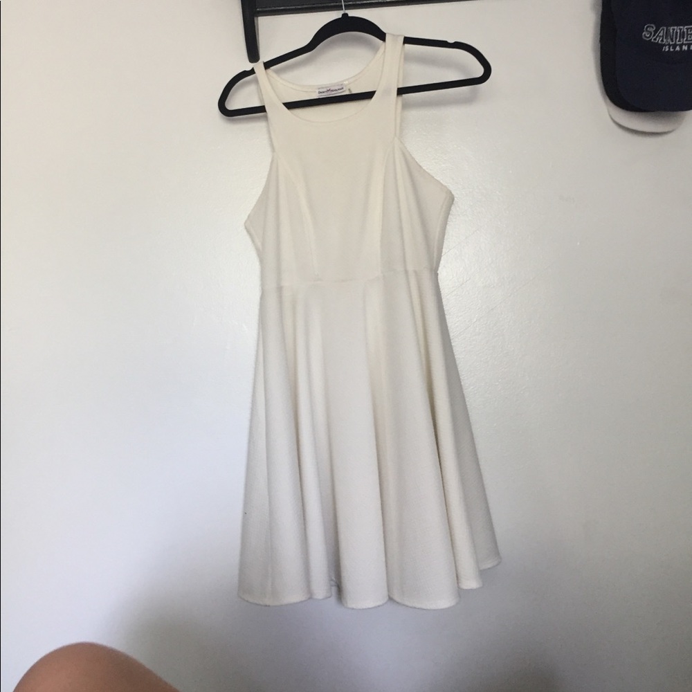 white dress
