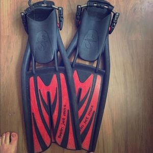 SCUBAPRO Twin Jet Max with Spring Straps