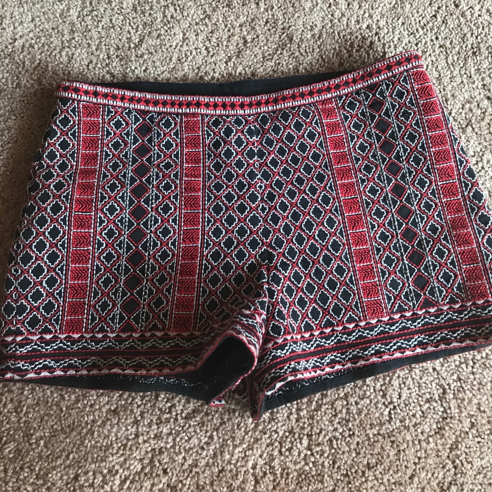 🌸NWOT🌸 FOREVER21 Patterned Shorts