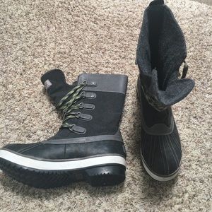 Gently Used Ugg Winter Boots
