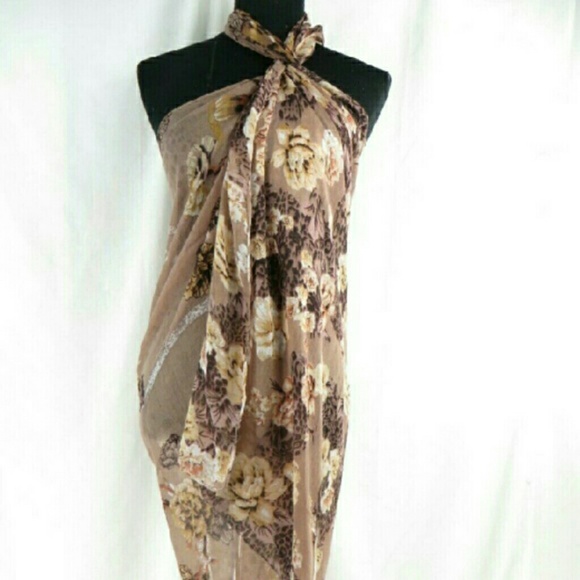 Beautiful Viscose Floral Scarf \Wrap - Picture 2 of 2