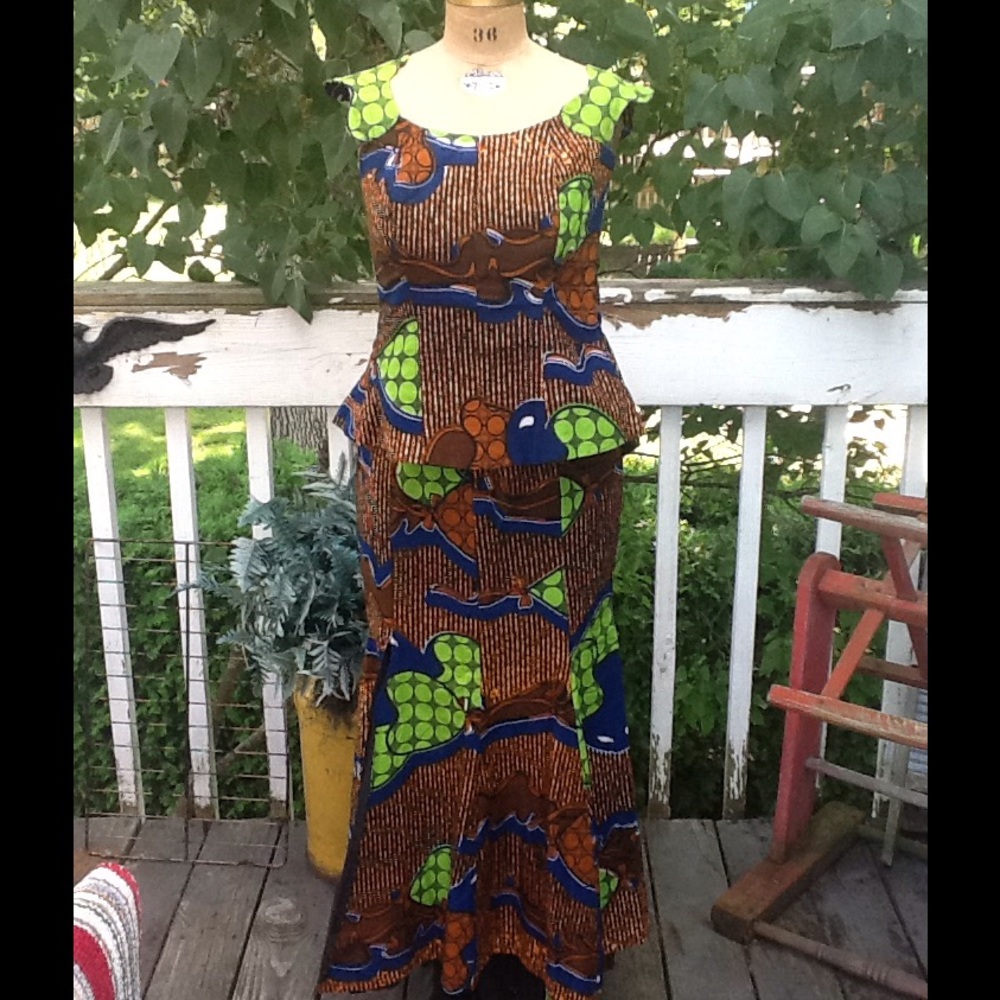 VTG Ethnic Festival Maxi Peplum Skirt Set