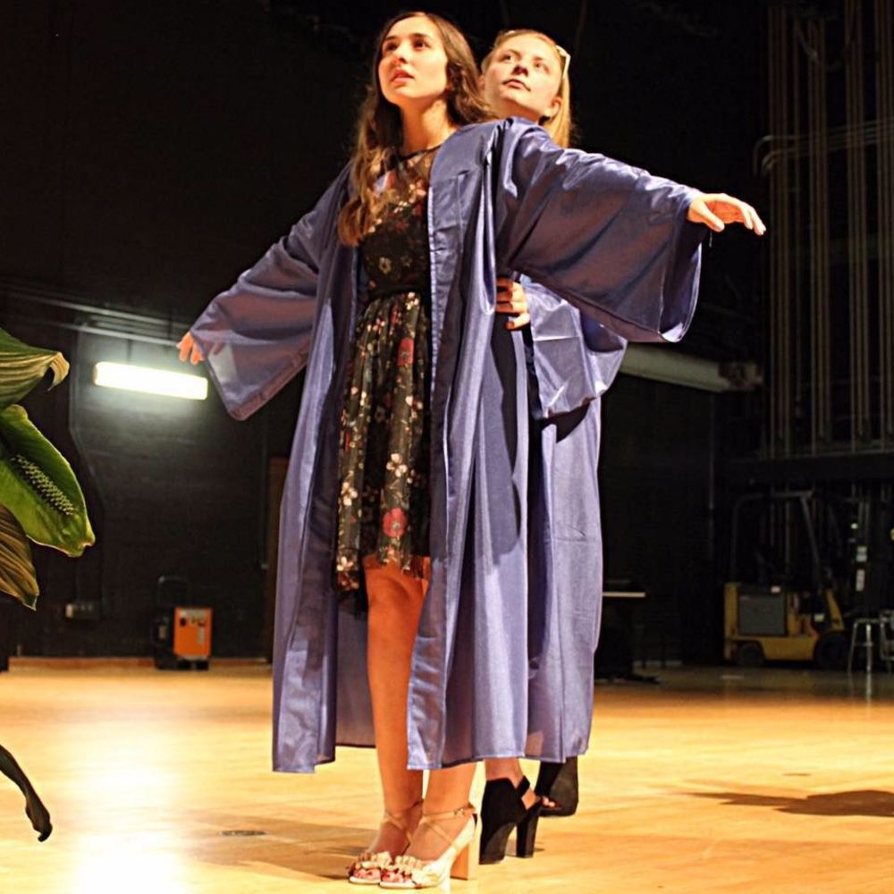 Meet your Posher, Julia