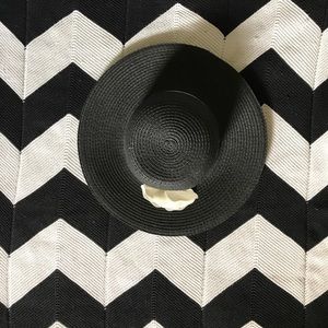 Black and Cream Janie and Jack Hat