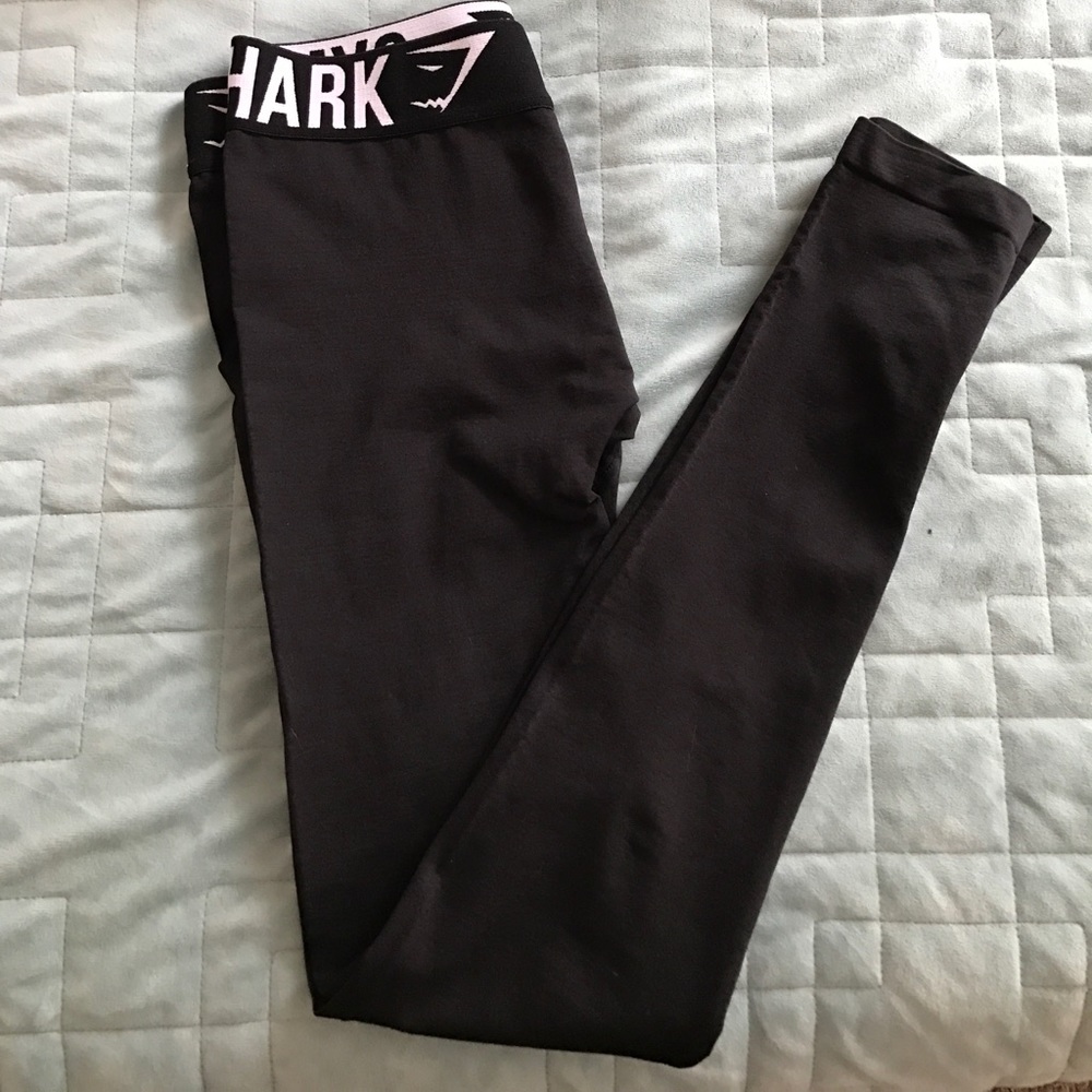 Gymshark black and white fit leggings.