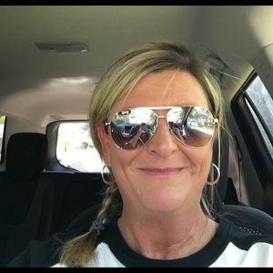 Meet your Posher, Terri