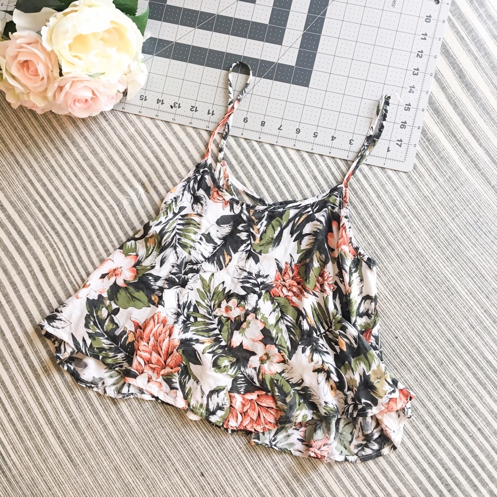 Floral Crop Top by Forever 21