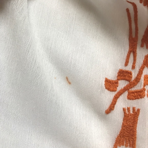 Colorful Embroidered Loose Top - Picture 4 of 4