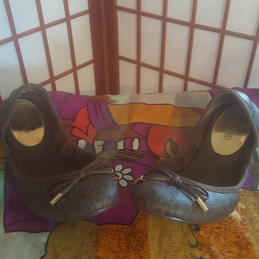 Michael Kors MK City Ballet Flats - Picture 3 of 3