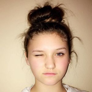 Meet your Posher, Alivia