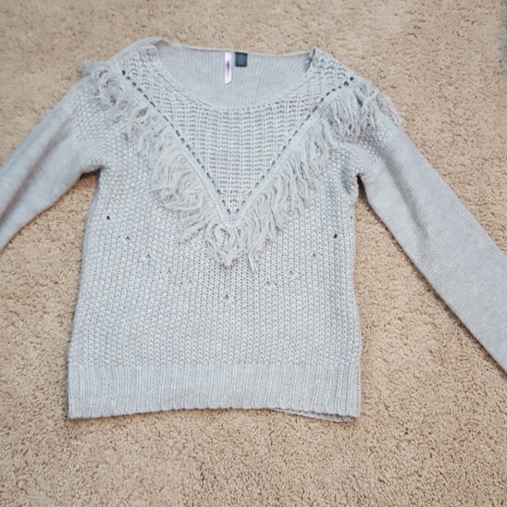 Grey fringe accent knit sweater