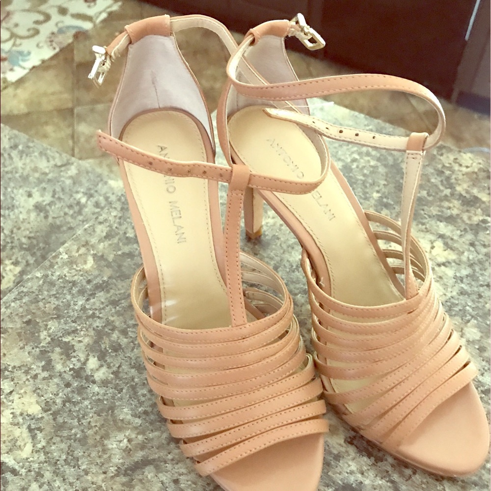Antonio Melani heels