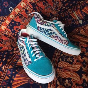 New Vans old skill leopard scuba blue true white